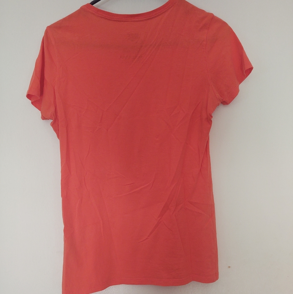 Nike Tee - Picture 2 of 3